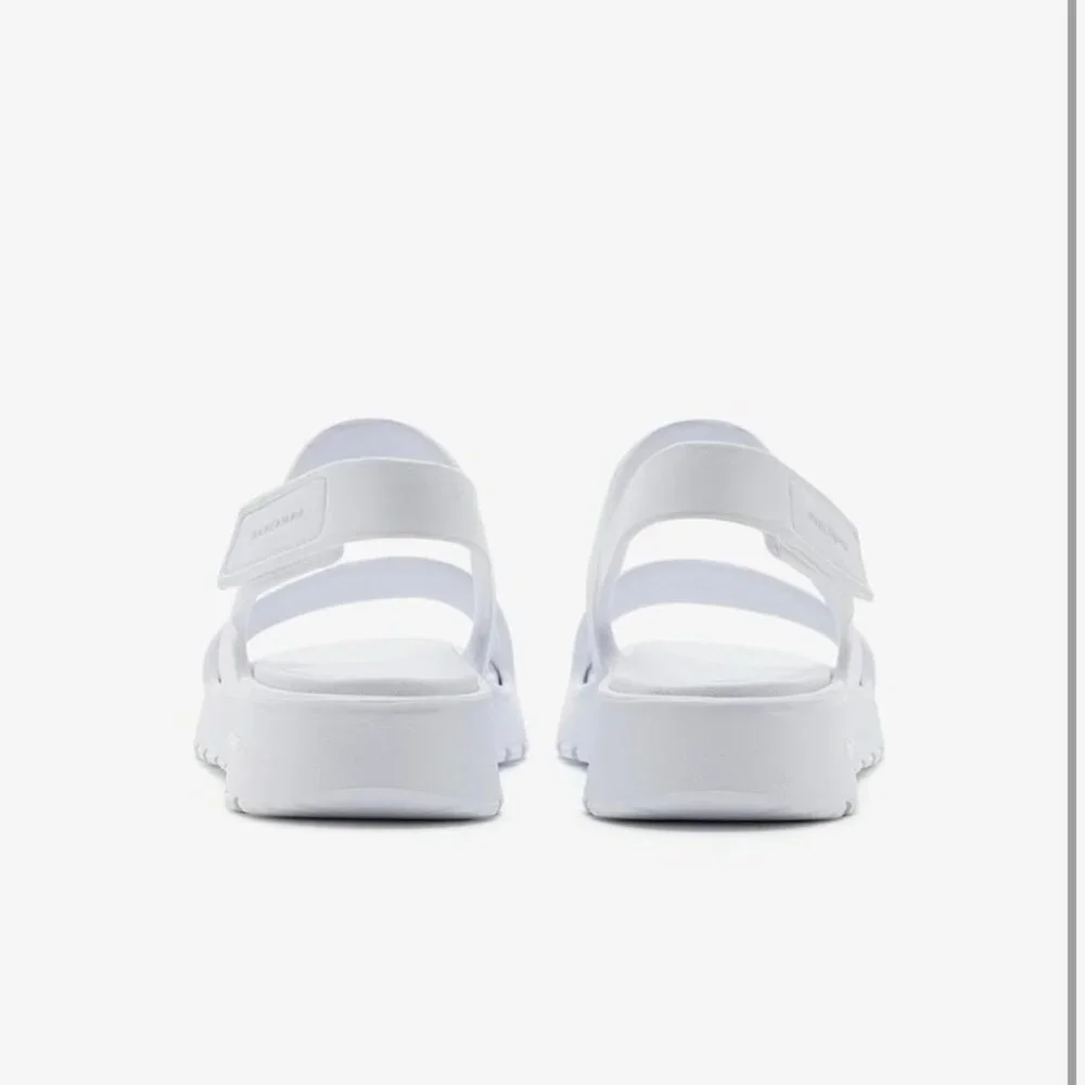 Skechers Women's Foamies Arch Fit Comfort Sandals Dream Day- White Size 8,9, 10. - Picture 9 of 15